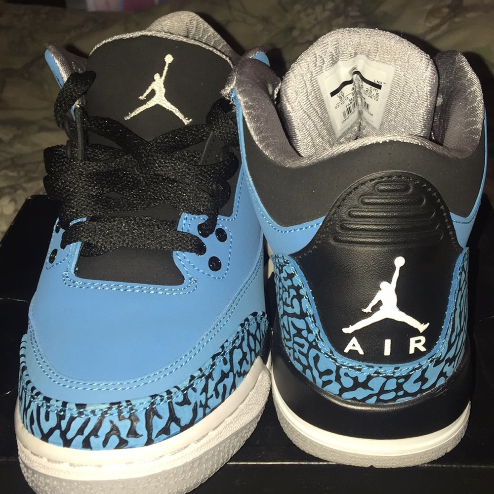 Powder Blue 3’s💙 - Picture 6 of 6
